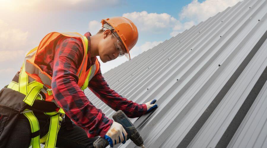 Professional gutter cleaning in Cavalier, ND
